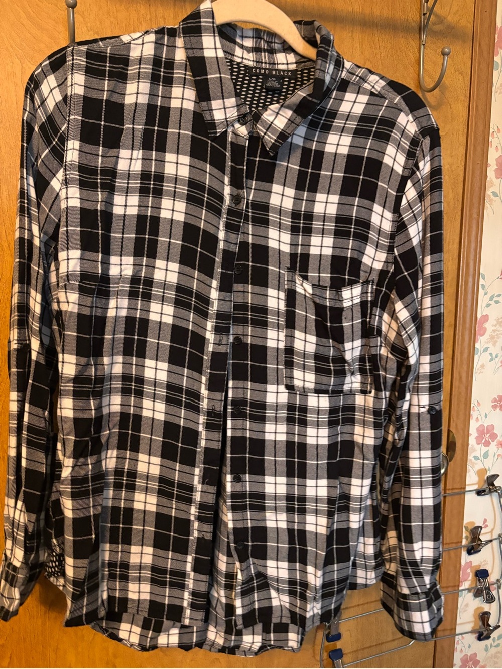 Women’s Black & White Plaid Button-Down Shirt